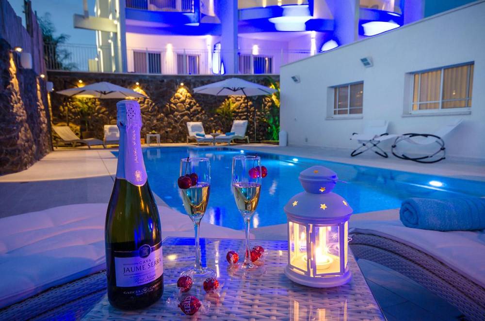 44658 סוויטות גן, לה וילה בלנקה, וילה  בחד נס וילות - Vila 4 U