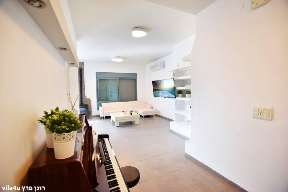 44710 מתחם פנימי, אחוזת דוד בגליל, וילה  בהזורעים וילות - Vila 4 U