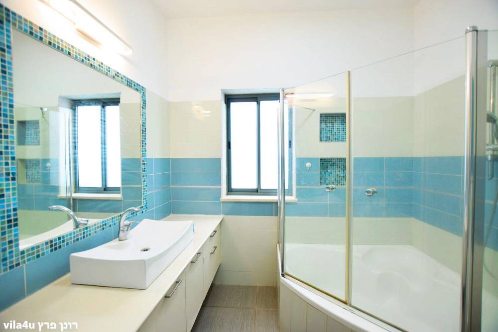 44715 מתחם פנימי, אחוזת דוד בגליל, וילה  בהזורעים וילות - Vila 4 U