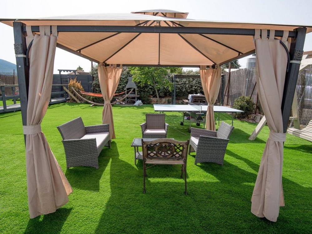 44953 בקתות משפחתיות, אצל אביה, וילה  בספסופה וילות - Vila 4 U