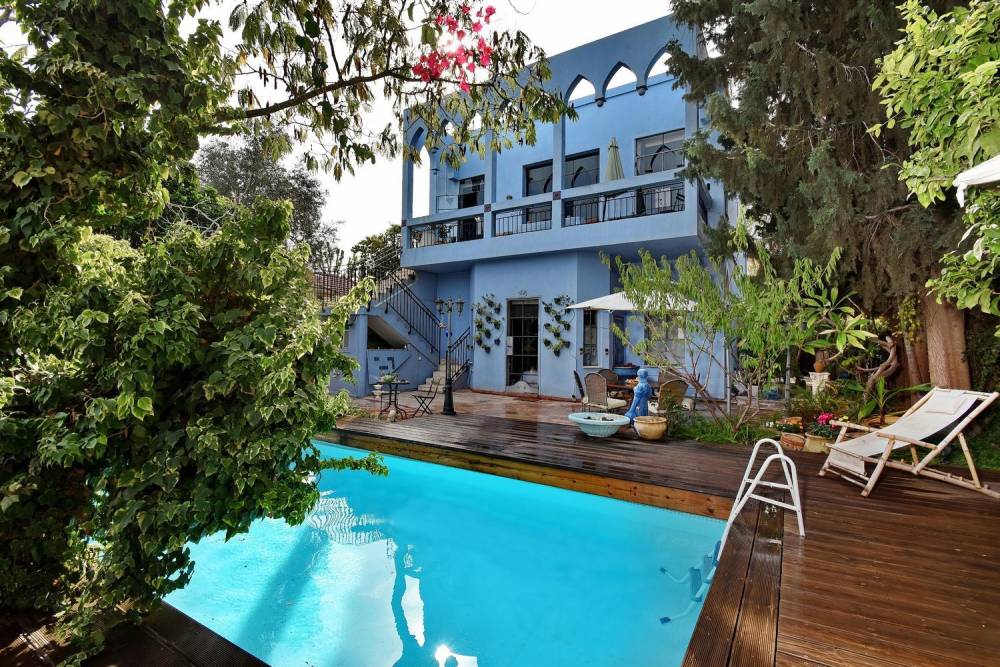 47230 החצר והבריכה, וילה הארמון הכחול בוטיק, וילה  בבנימינה וילות - Vila 4 U