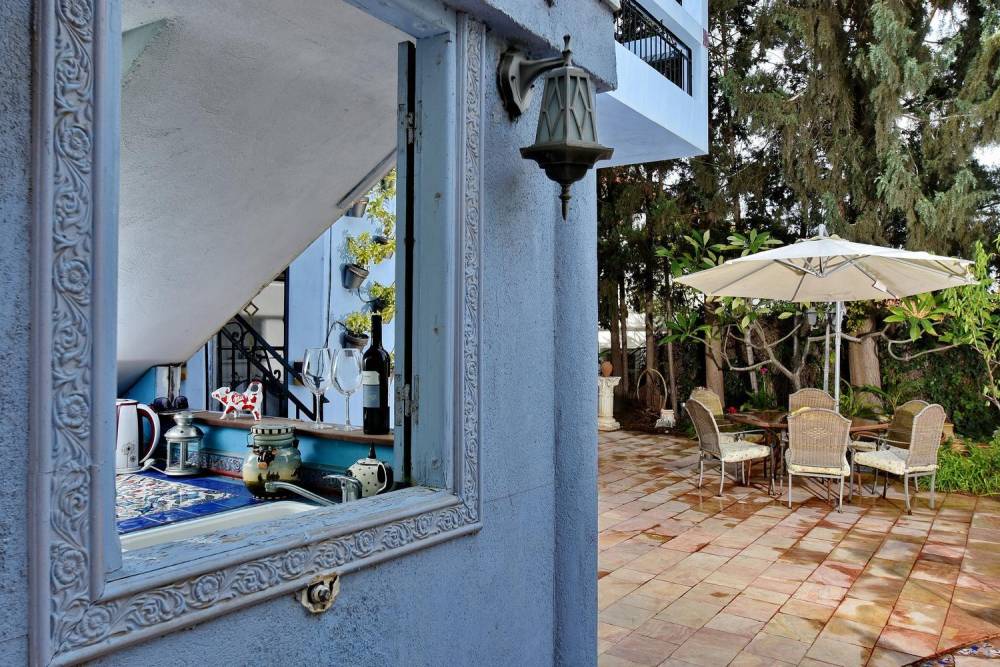 47235 החצר והבריכה, וילה הארמון הכחול בוטיק, וילה  בבנימינה וילות - Vila 4 U