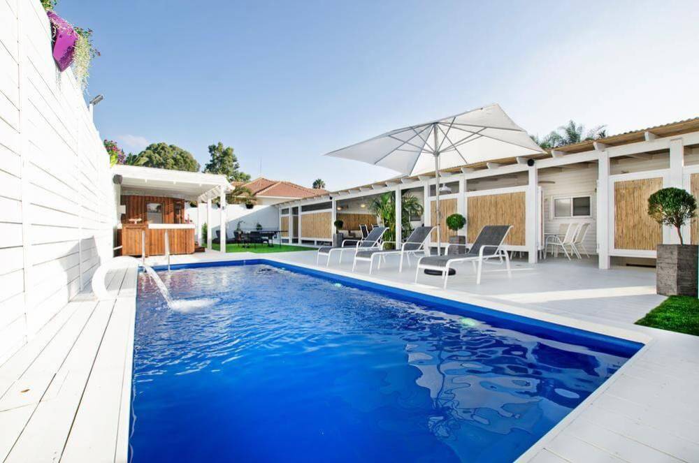 48279 חצר ובריכה, אחוזת ליר, וילה  בשדה יצחק וילות - Vila 4 U