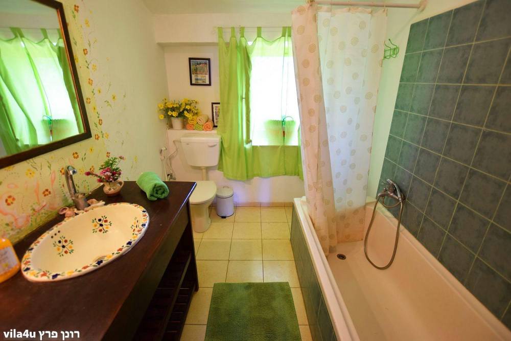 48789 מתחם פנימי, כליל הטבע, וילה  בכליל וילות - Vila 4 U