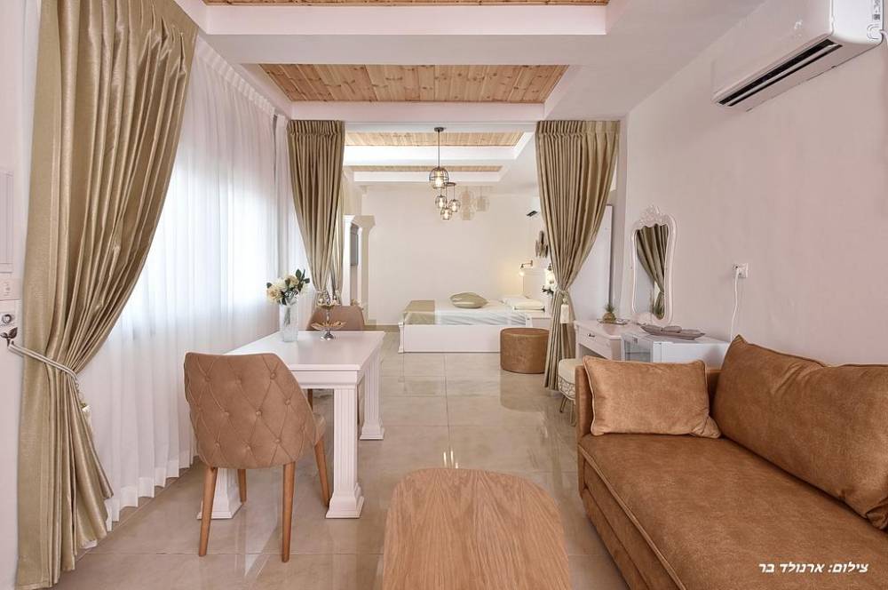 50244 פנים האחוזה, האחוזה הירושלמית בגליל, וילה  במנות וילות - Vila 4 U