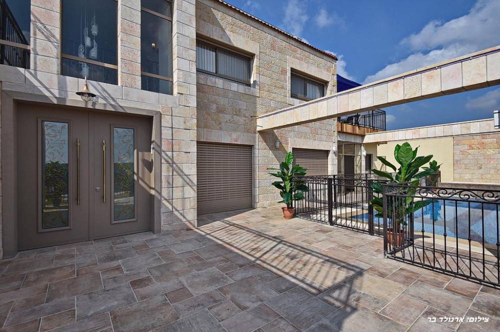 50281 המתחם החיצוני, האחוזה הירושלמית בגליל, וילה  במנות וילות - Vila 4 U