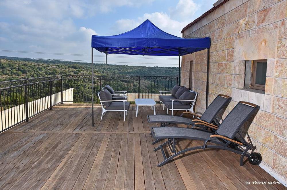 50292 המתחם החיצוני, האחוזה הירושלמית בגליל, וילה  במנות וילות - Vila 4 U