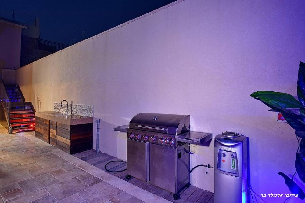 50295 המתחם החיצוני, האחוזה הירושלמית בגליל, וילה  במנות וילות - Vila 4 U