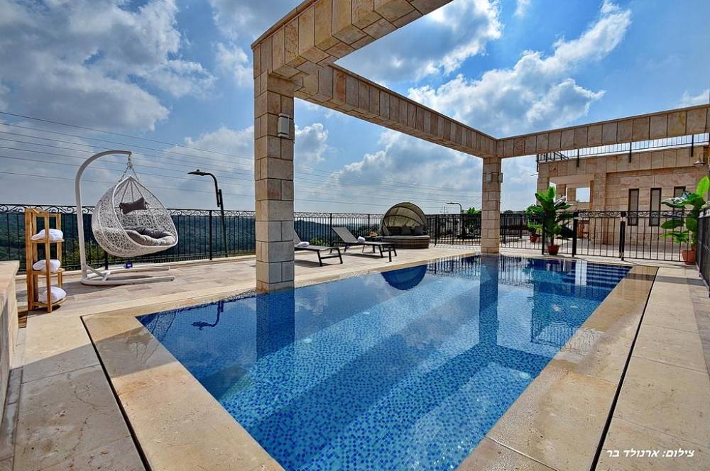 50299 המתחם החיצוני, האחוזה הירושלמית בגליל, וילה  במנות וילות - Vila 4 U