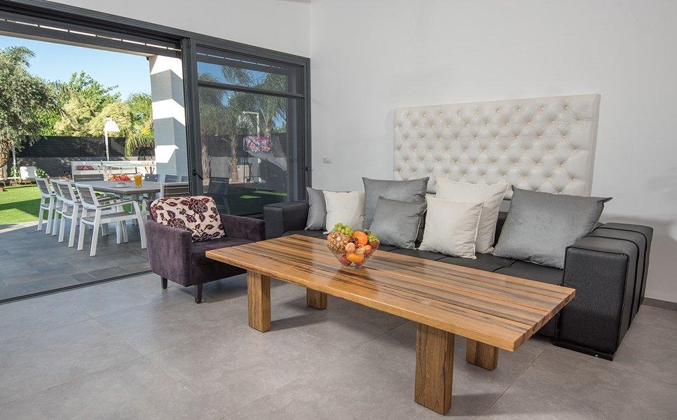 50467 פנים הוילה, וילה אריסטו, וילה  באליפלט וילות - Vila 4 U