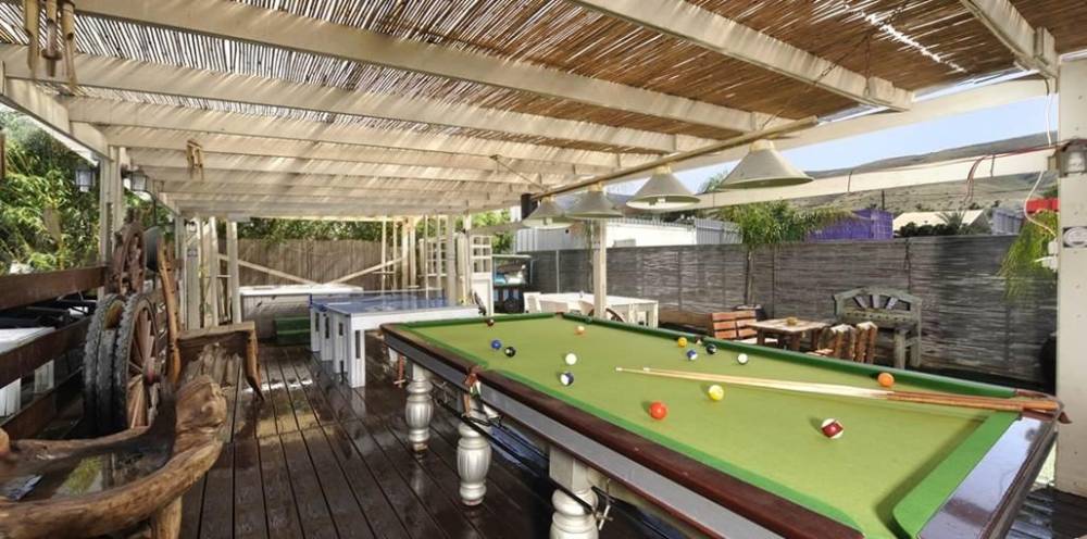 50527 חצר ובריכה, לוז בכנרת, וילה  ביבנאל וילות - Vila 4 U