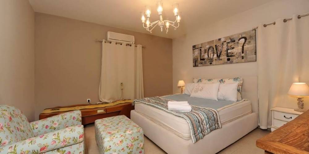 50539 וילה A, לוז בכנרת, וילה  ביבנאל וילות - Vila 4 U