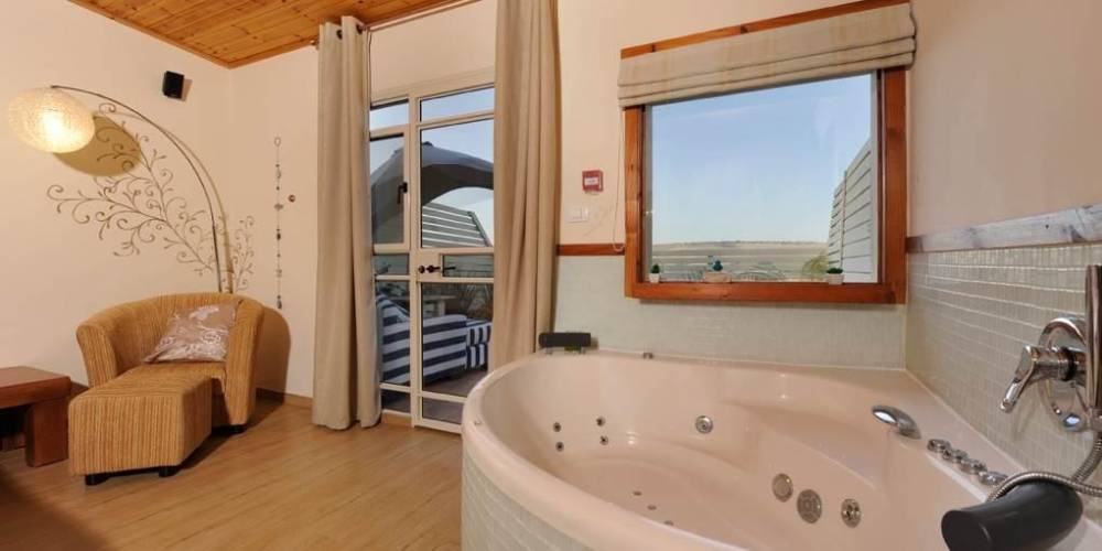 50553 הצימרים, לוז בכנרת, וילה  ביבנאל וילות - Vila 4 U