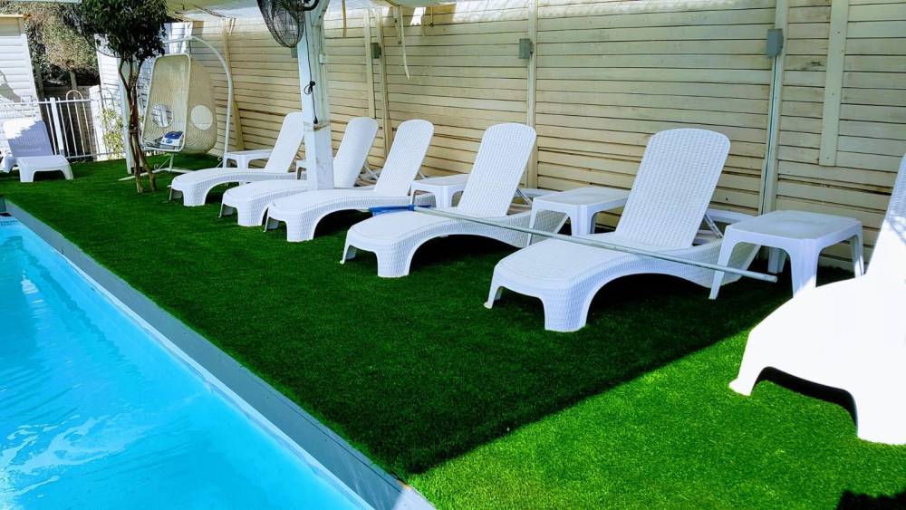 50660 חצר ובריכה, לוז בכנרת, וילה  ביבנאל וילות - Vila 4 U