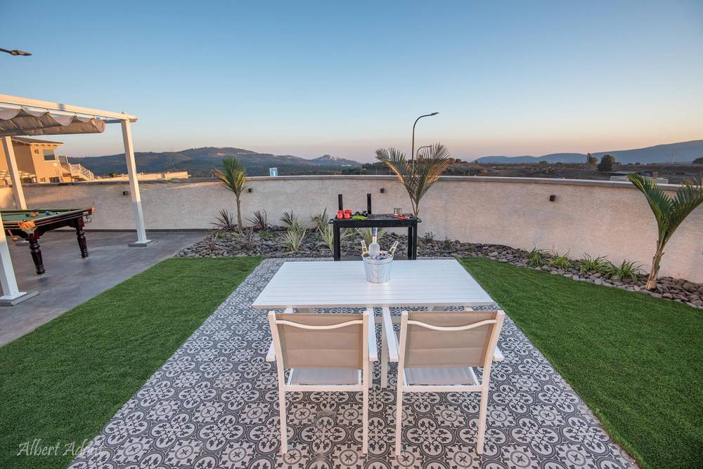 50761 מתחם החצר והבריכה, וילה נובה NOVA, וילה  בדלתון וילות - Vila 4 U