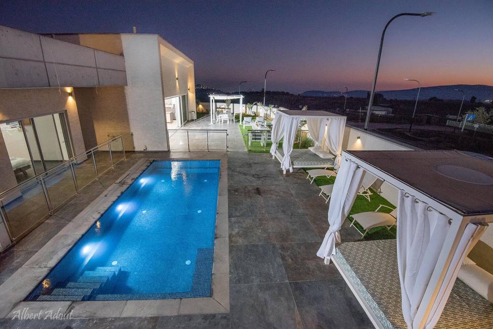 50762 מתחם החצר והבריכה, וילה נובה NOVA, וילה  בדלתון וילות - Vila 4 U