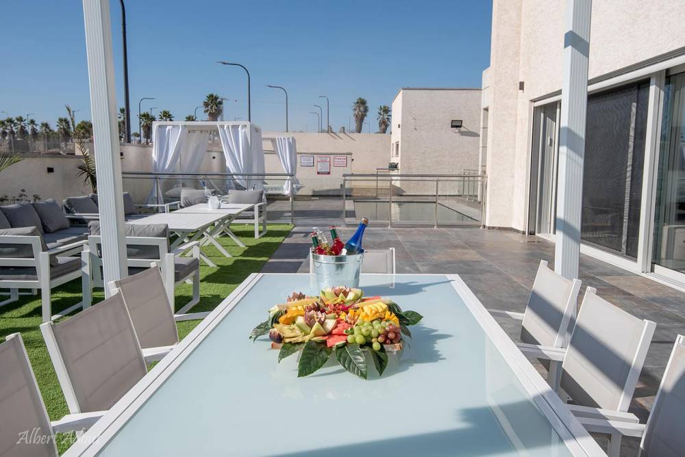 50776 מתחם החצר והבריכה, וילה נובה NOVA, וילה  בדלתון וילות - Vila 4 U