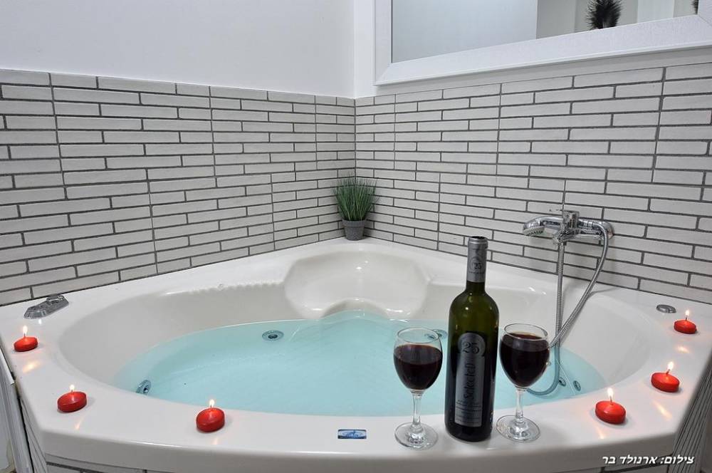 51251 אגם בגליל, אגם בגליל, וילה  בעבדון וילות - Vila 4 U