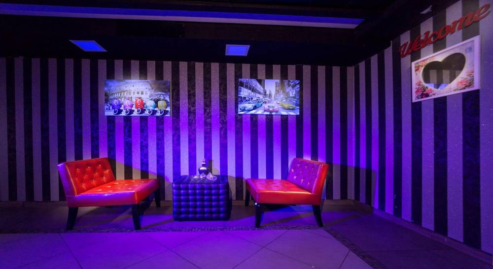 51656 רד לופט בוטיק, רד לופט, וילה  באשדוד וילות - Vila 4 U