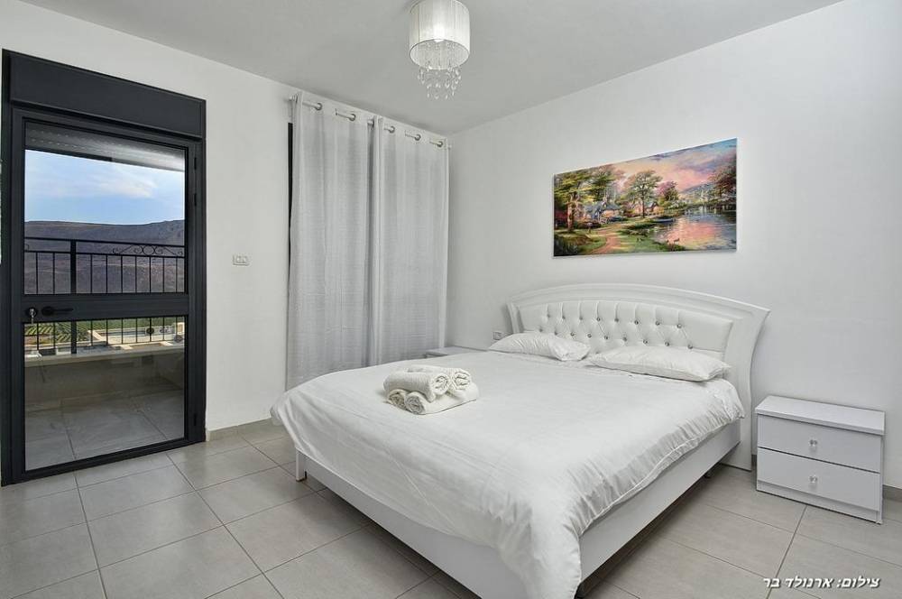 52089 המקום של רפאל, המקום של רפאל, וילה  במגדל וילות - Vila 4 U