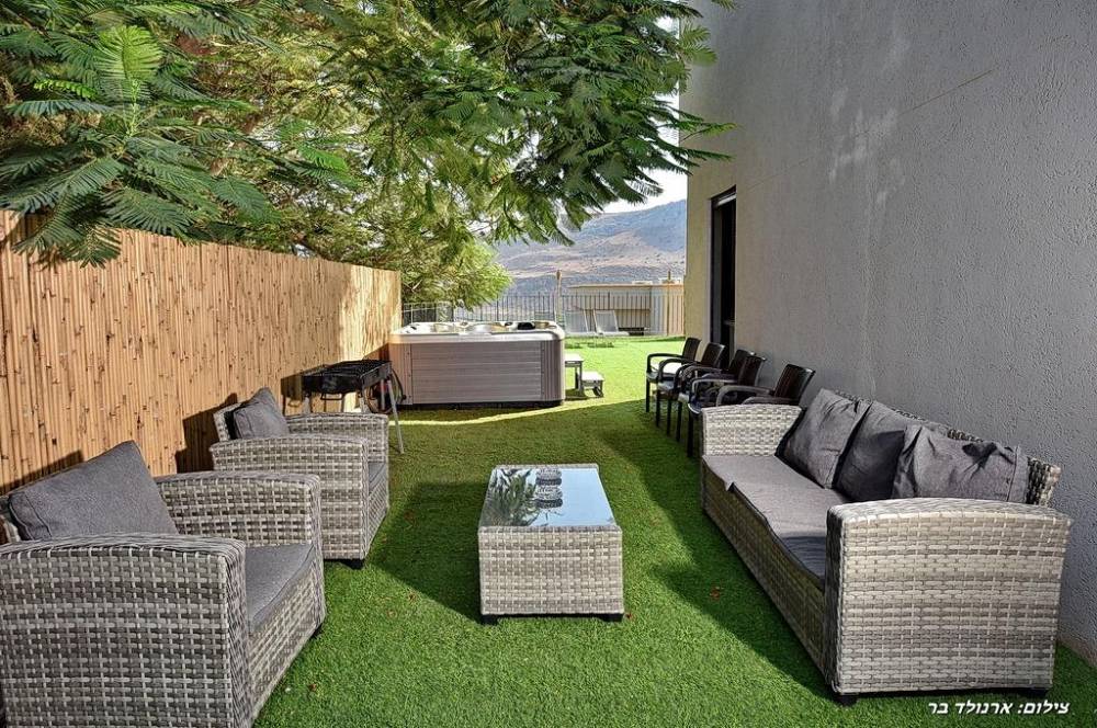 52091 המקום של רפאל, המקום של רפאל, וילה  במגדל וילות - Vila 4 U