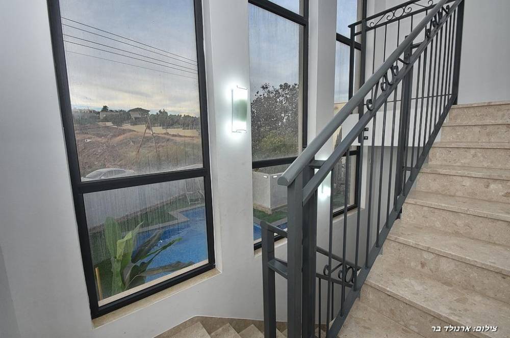 52102 המקום של רפאל, המקום של רפאל, וילה  במגדל וילות - Vila 4 U