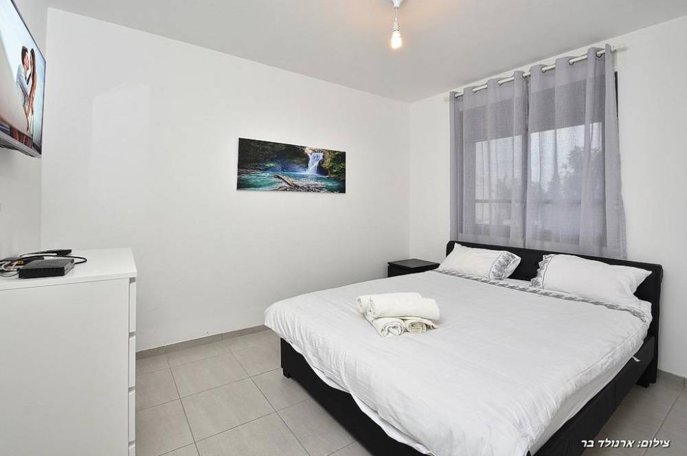 52105 המקום של רפאל, המקום של רפאל, וילה  במגדל וילות - Vila 4 U