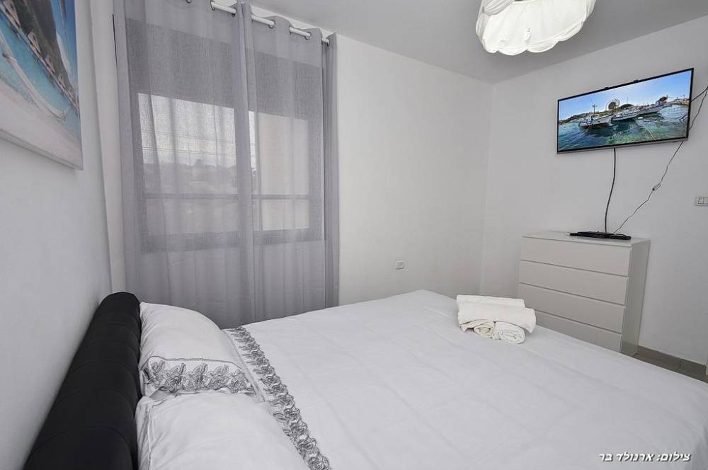 52109 המקום של רפאל, המקום של רפאל, וילה  במגדל וילות - Vila 4 U