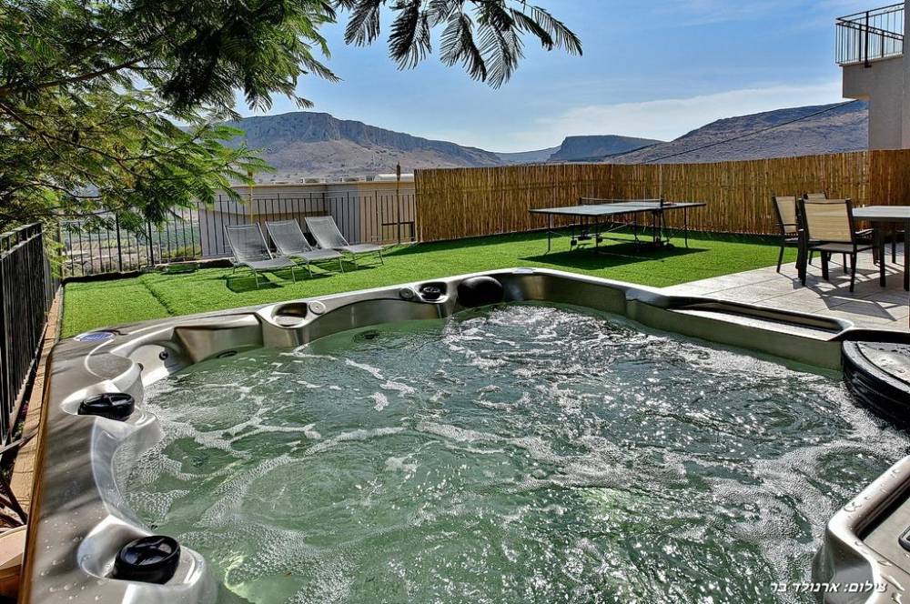 52120 המקום של רפאל, המקום של רפאל, וילה  במגדל וילות - Vila 4 U