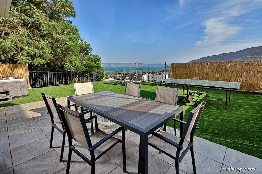 52129 המקום של רפאל, המקום של רפאל, וילה  במגדל וילות - Vila 4 U