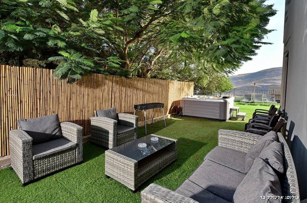 52134 המקום של רפאל, המקום של רפאל, וילה  במגדל וילות - Vila 4 U