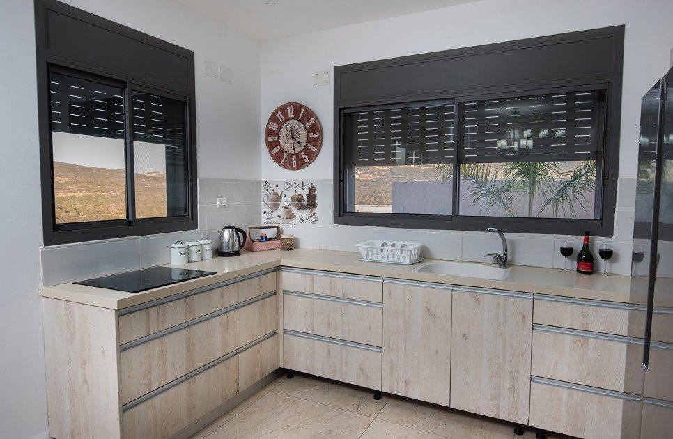 52478 פנים הוילה והחדרים, אחוזת אגם בוטיק, וילה  בשומרה וילות - Vila 4 U