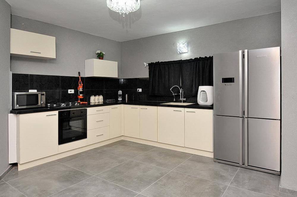 54615 גלריה כללית, וילה פרסטיז, וילה  בעין יעקב וילות - Vila 4 U