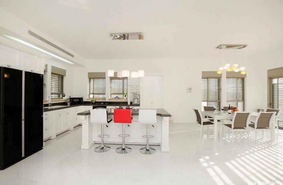 54802 פנים הוילה, אחוזת דניאל, וילה  בזכריה וילות - Vila 4 U