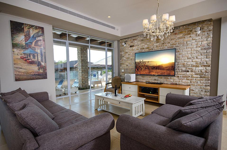 54978 אחוזת הכורמים - הוילה, אחוזת הכורמים, וילה  בחד נס וילות - Vila 4 U