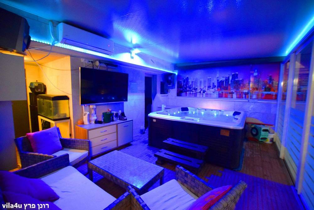 55558 גלריה כללית, וילה אוריס, וילה  בנהריה וילות - Vila 4 U