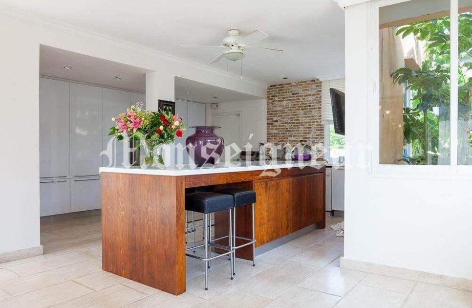 55780 וילה גלי תכלת, וילה גלי תכלת, וילה  בהרצליה פיתוח וילות - Vila 4 U