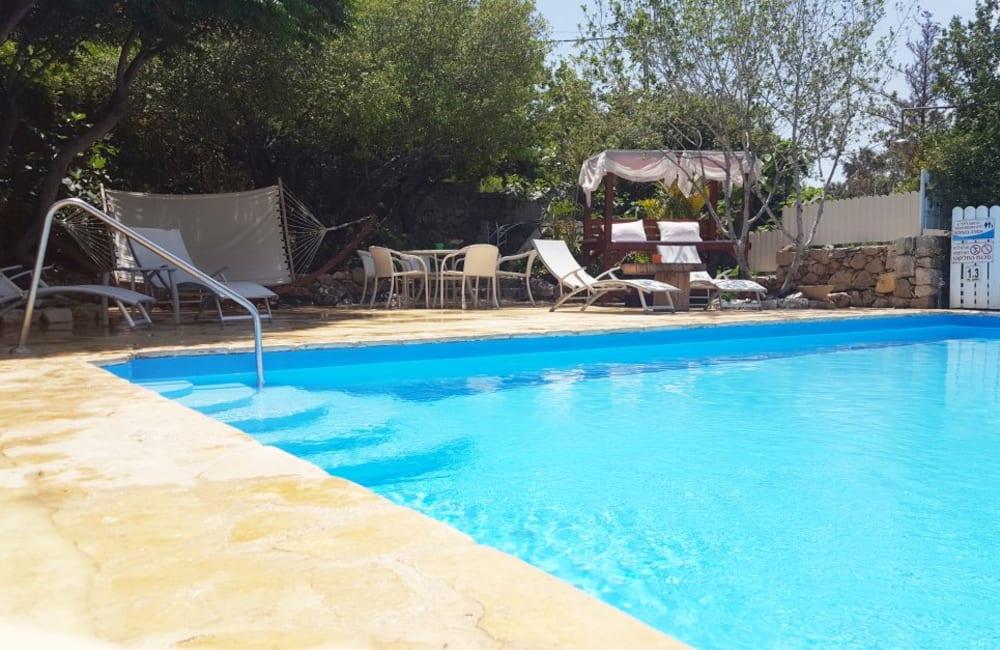 55937 גלרית כללית, וילה פינסטרה, וילה  במנות וילות - Vila 4 U