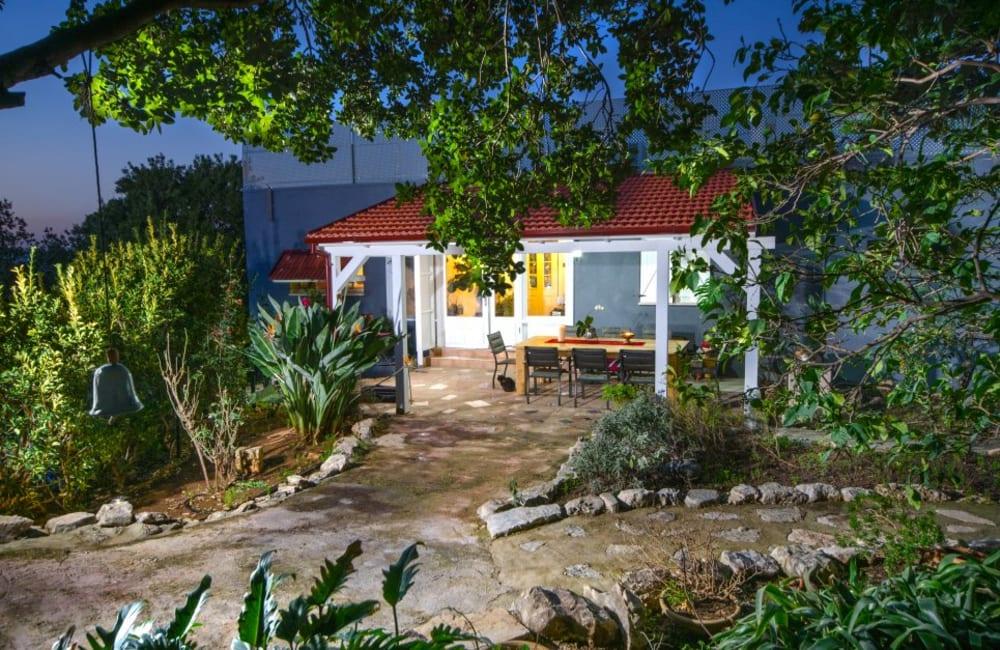 55967 גלרית כללית, וילה פינסטרה, וילה  במנות וילות - Vila 4 U