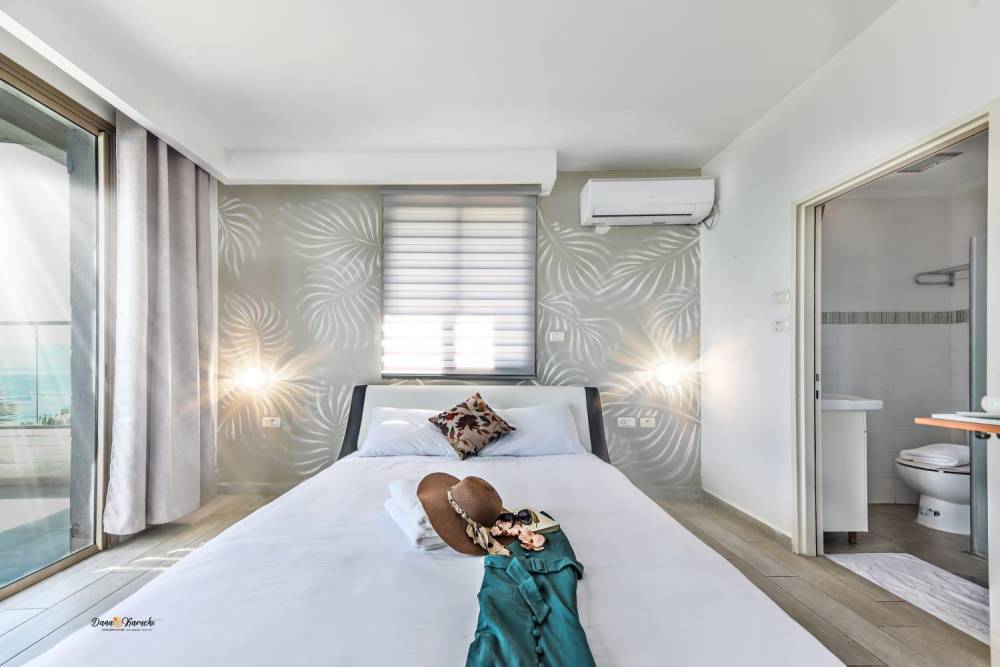 56378 גלריה כללית של הסוויטות, אחוזת נופים-מתחם סוויטות, וילה  בטבריה וילות - Vila 4 U