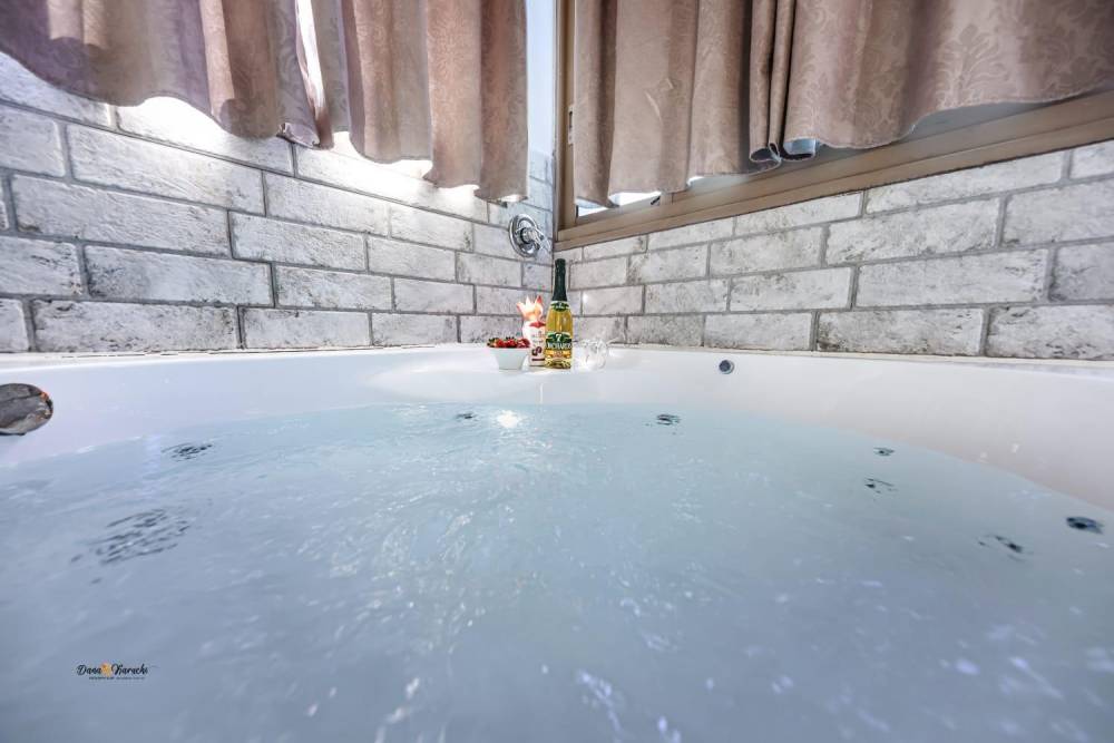 56386 גלריה כללית של הסוויטות, אחוזת נופים-מתחם סוויטות, וילה  בטבריה וילות - Vila 4 U