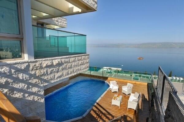 56403 גלריה כללית של הסוויטות, אחוזת נופים-מתחם סוויטות, וילה  בטבריה וילות - Vila 4 U