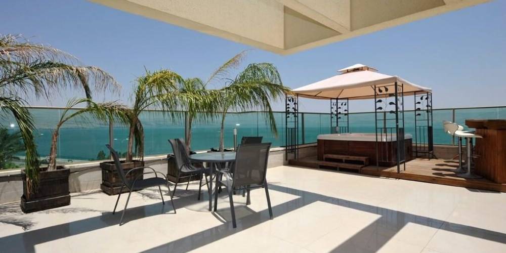 56404 גלריה כללית של הסוויטות, אחוזת נופים-מתחם סוויטות, וילה  בטבריה וילות - Vila 4 U