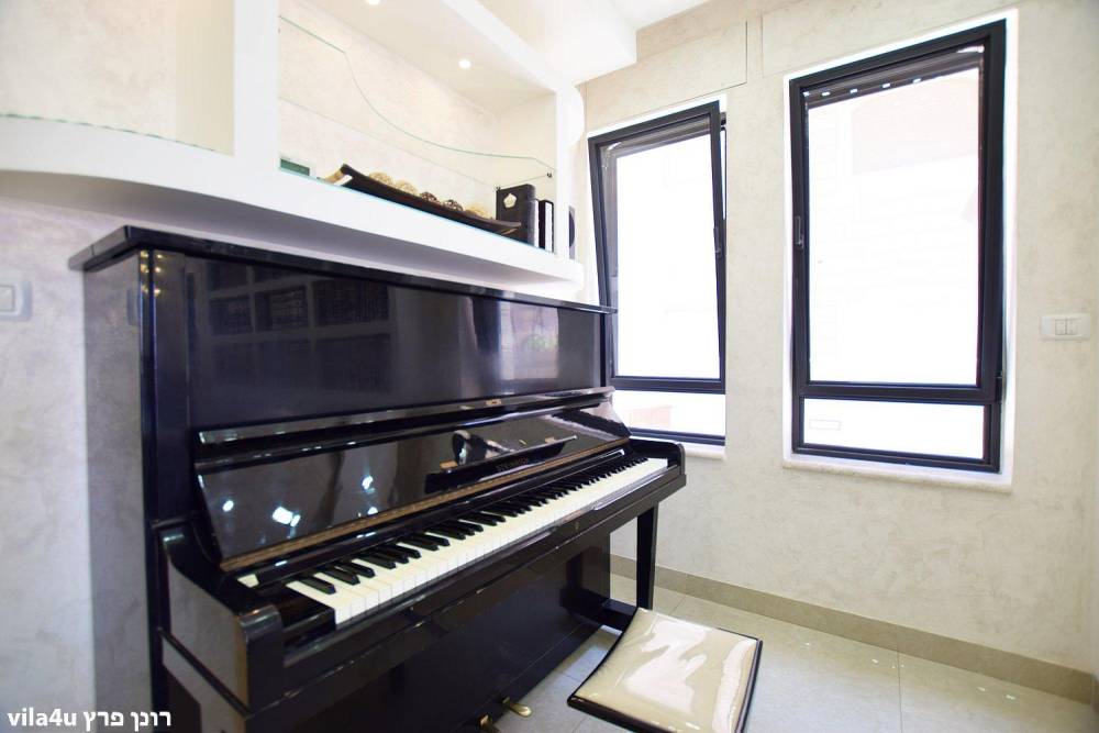 57697 אחוזת ירושלים - וילת פאר מהדרין, אחוזת ירושלים - וילת פאר מהדרין, וילה  בהר שמואל וילות - Vila 4 U