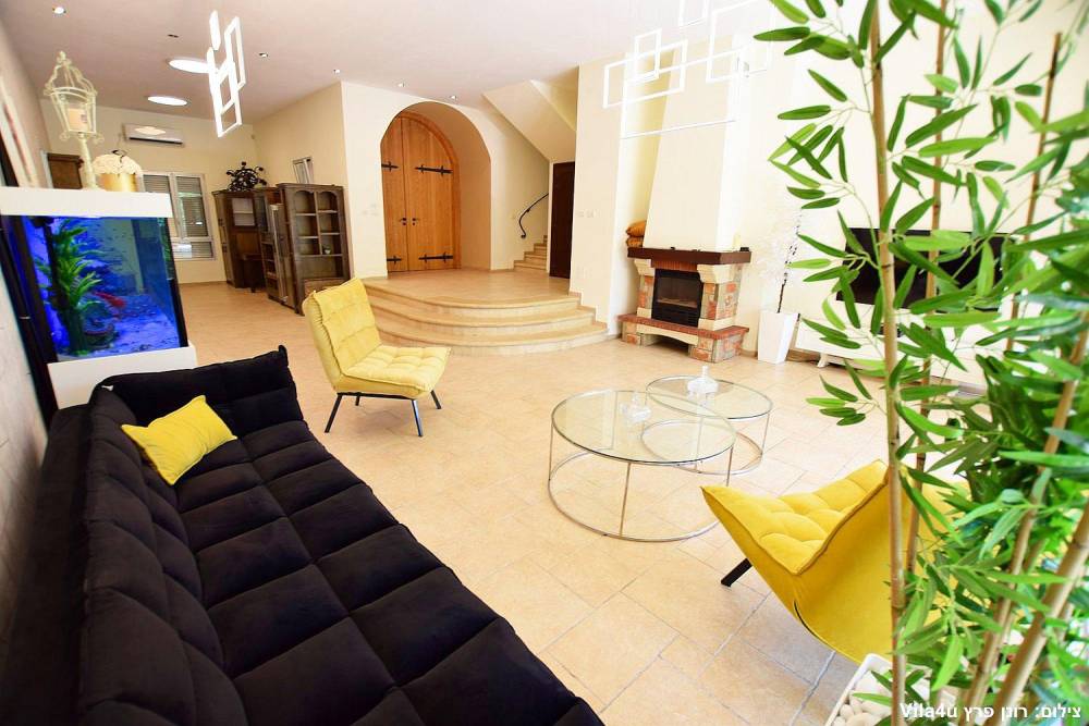 59900 מתחם פנימי, וילה סיזר פאלאס, וילה  בקיסריה וילות - Vila 4 U