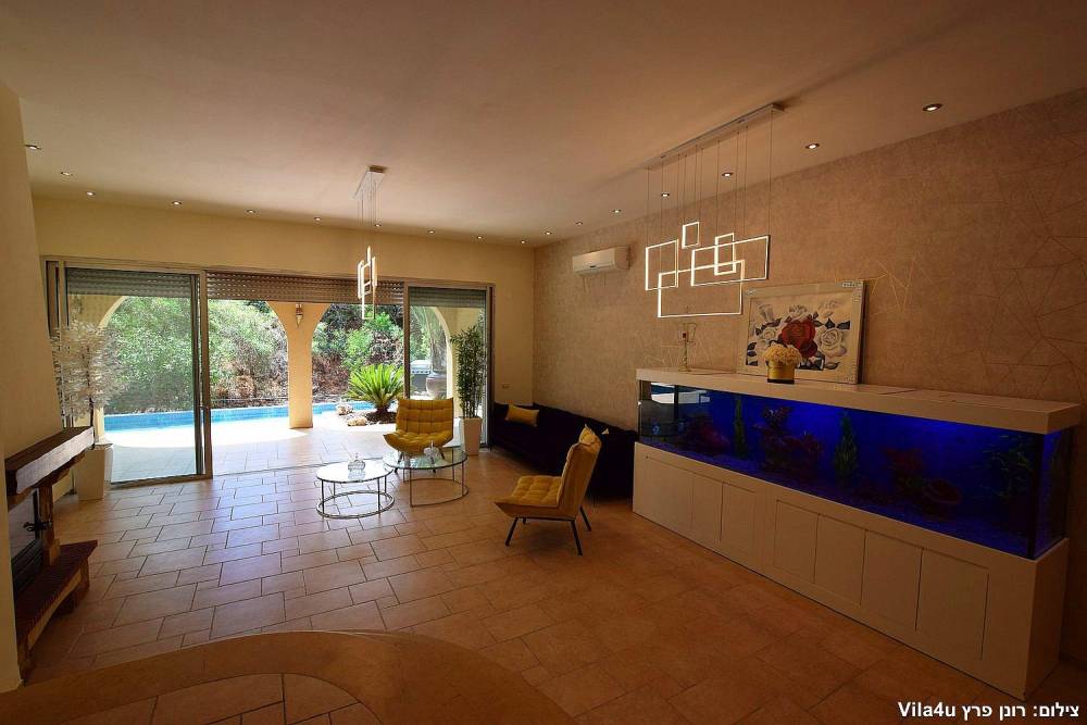 59910 מתחם פנימי, וילה סיזר פאלאס, וילה  בקיסריה וילות - Vila 4 U