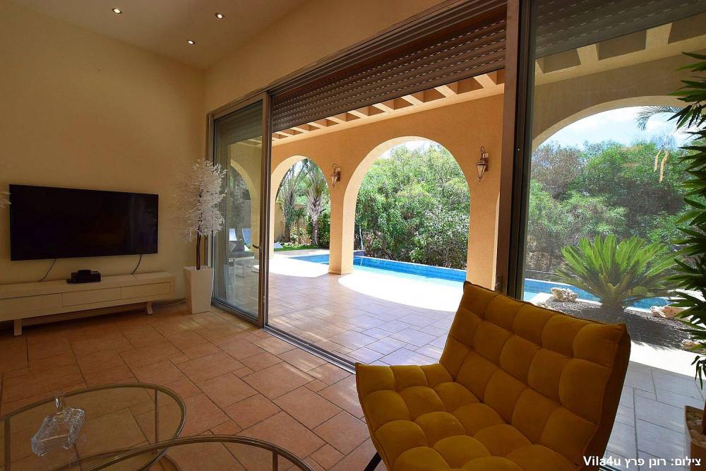 59913 מתחם פנימי, וילה סיזר פאלאס, וילה  בקיסריה וילות - Vila 4 U