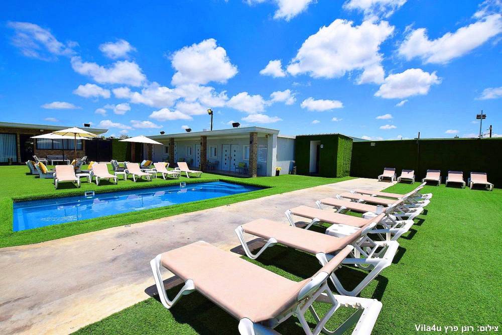 60021 מתחם חיצוני ובריכה, בית האצילים איוונטס, וילה  בנתניה וילות - Vila 4 U