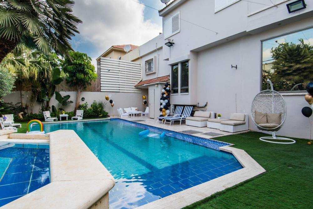 60318 גלריה כללית, וילה רויאל פול Royal pool, וילה  בחדרה וילות - Vila 4 U