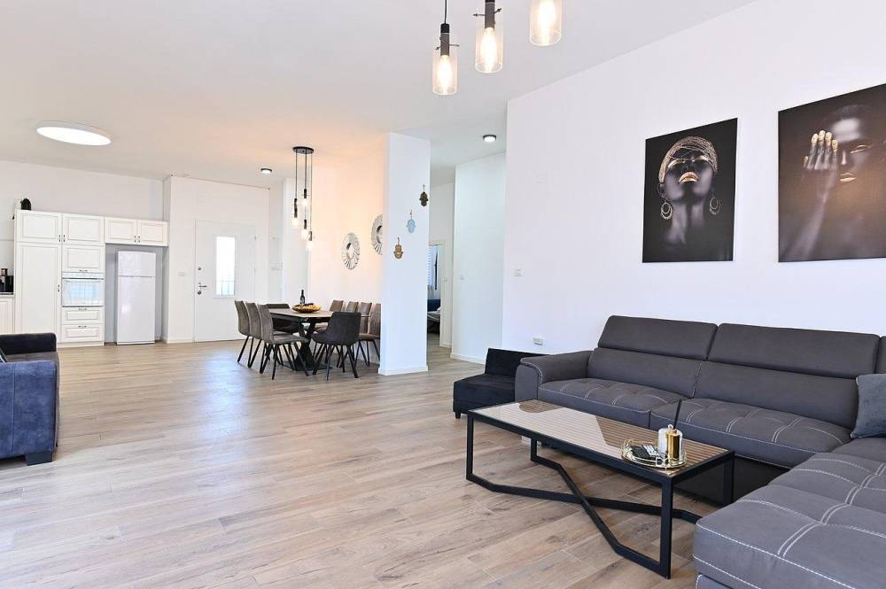 62262 פנים הוילה והחדרים, אחוזת תהל-פוריה עילית, וילה  בפוריה כפר עבודה וילות - Vila 4 U